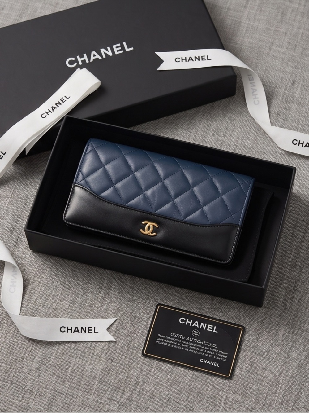 CHANEL Quilted Navy and Black Leather Wallet with Gold CC